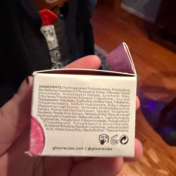 Glow Recipe Plum Plump Gloss Balm with Pink Tint - Picture 2 of 6